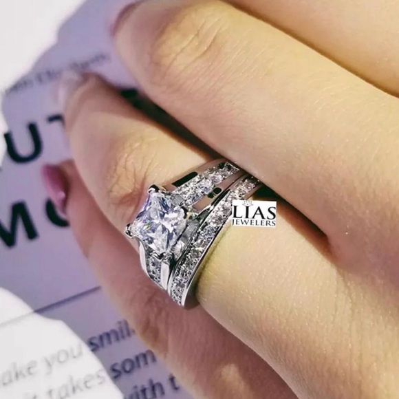 Jewelry - New 18k white gold wedding ring set